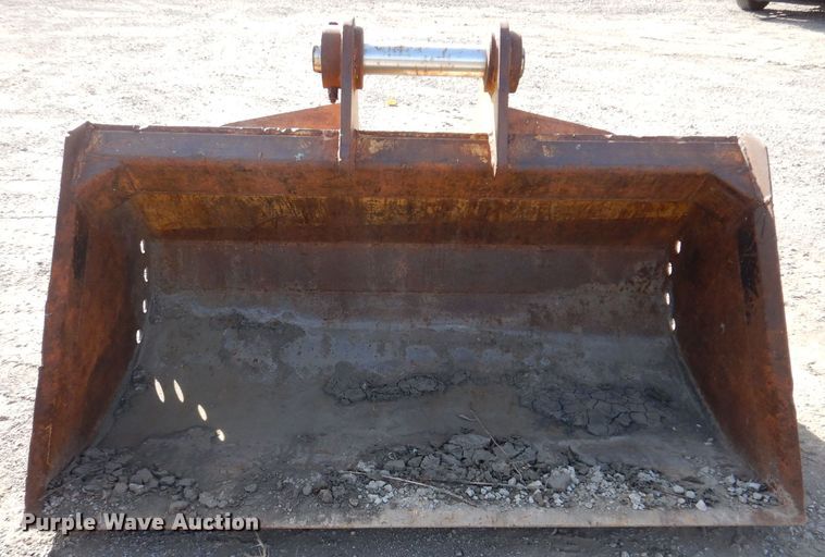 image for item KW9316 AI  72" W excavator bucket