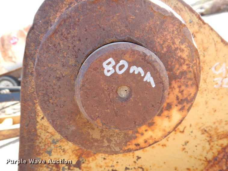 image for item KW9316 AI  72" W excavator bucket