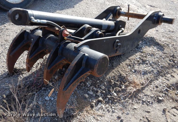 image for item KW9317 Paladin CP  hydraulic thumb