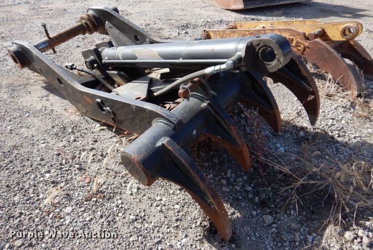 image for item KW9317 Paladin CP  hydraulic thumb