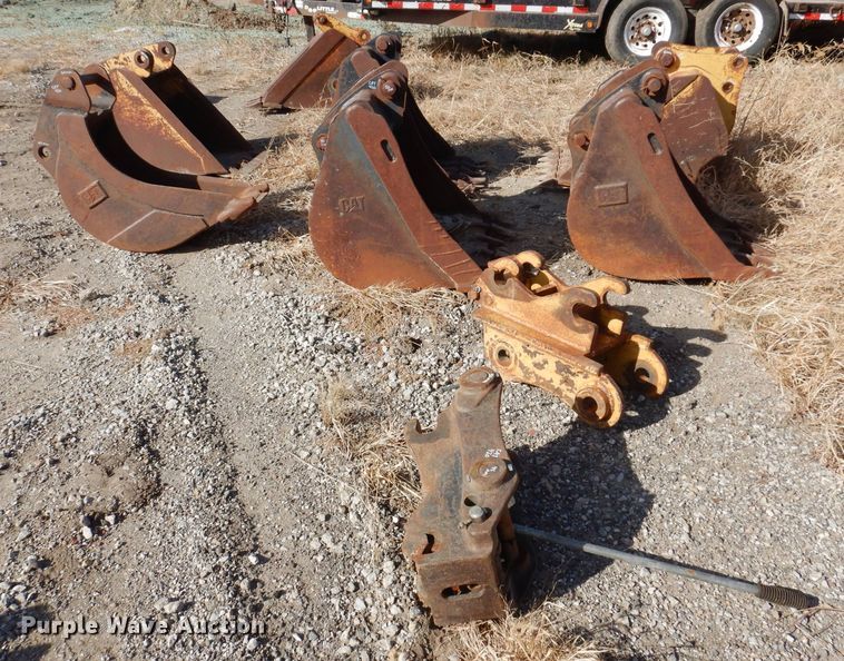 image for item KW9318 Backhoe attachments