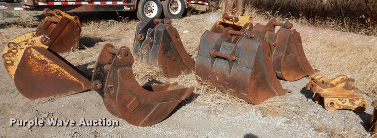 image for item KW9318 Backhoe attachments