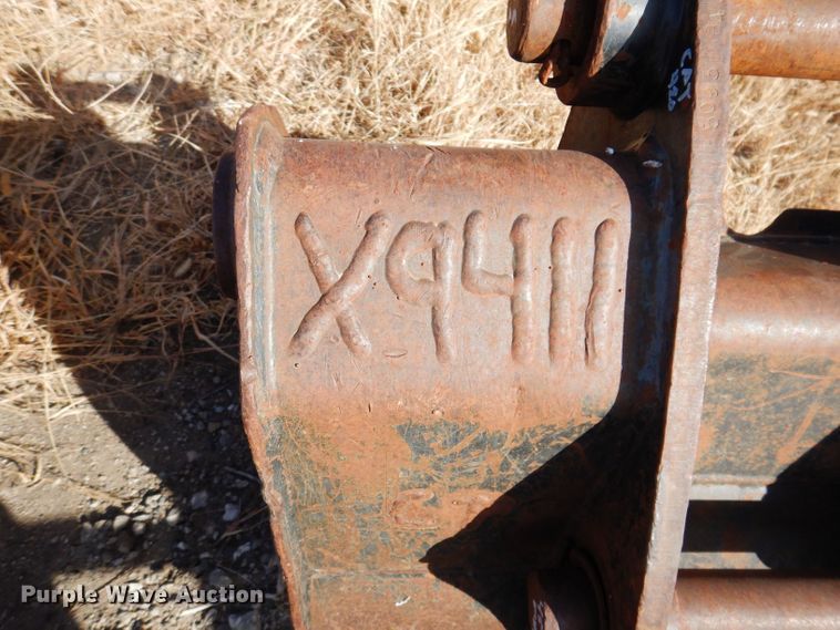 image for item KW9318 Backhoe attachments