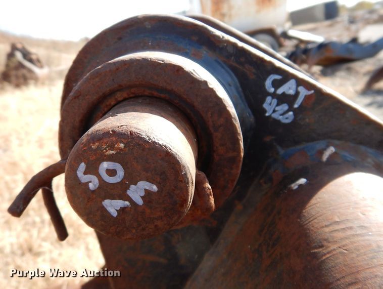 image for item KW9318 Backhoe attachments