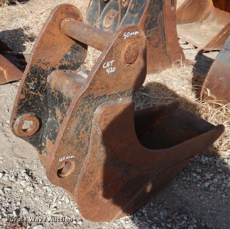 image for item KW9318 Backhoe attachments