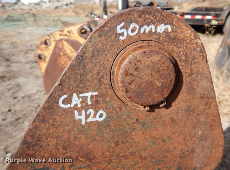 image for item KW9318 Backhoe attachments