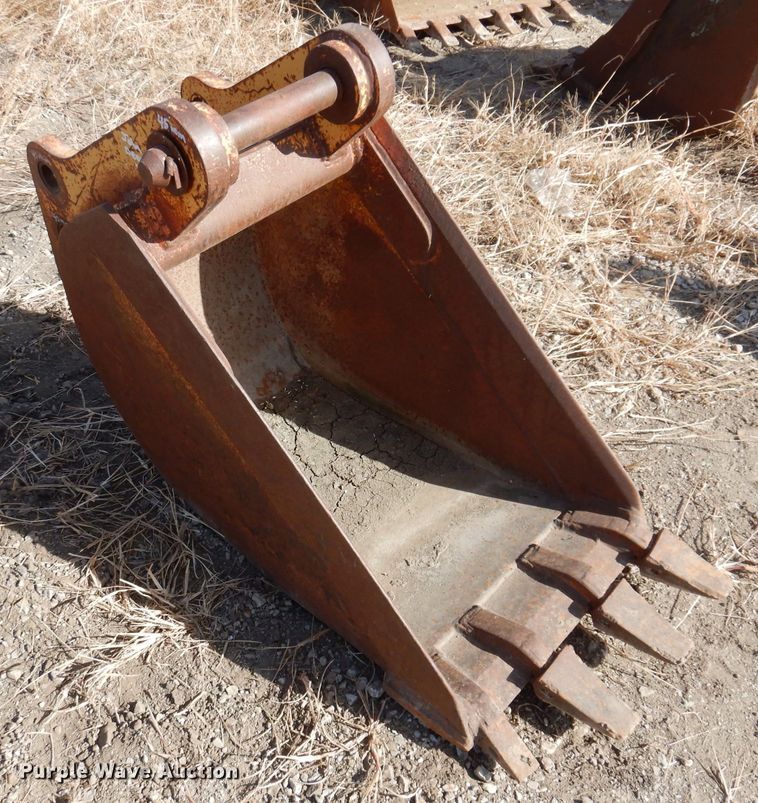 image for item KW9319 18" W backhoe bucket