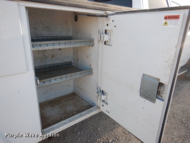 image for item KW9323 2016 Dodge  Ram 5500HD  utility / service truck