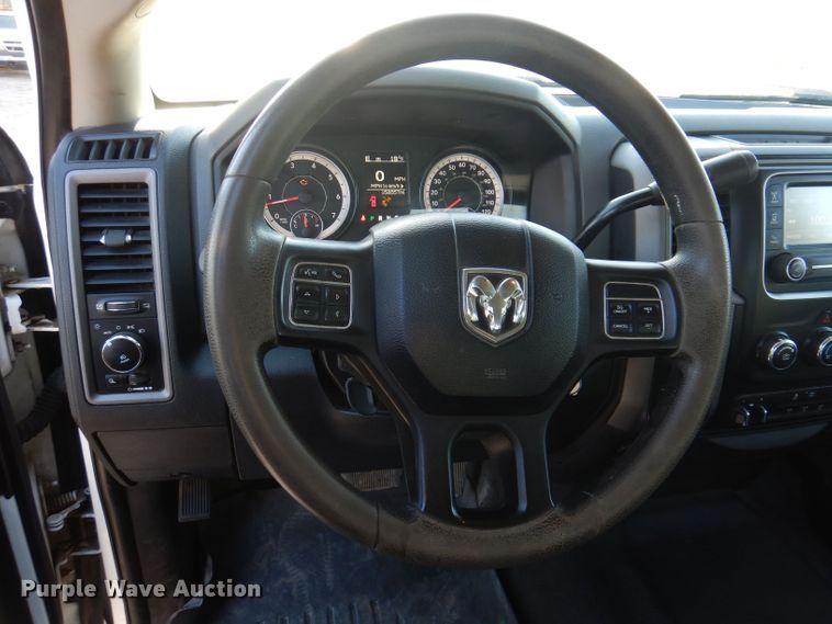 image for item KW9323 2016 Dodge  Ram 5500HD  utility / service truck