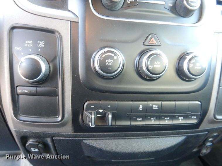 image for item KW9323 2016 Dodge  Ram 5500HD  utility / service truck