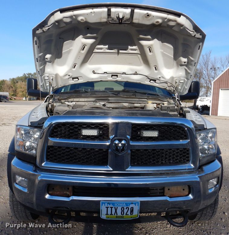 image for item KW9323 2016 Dodge  Ram 5500HD  utility / service truck