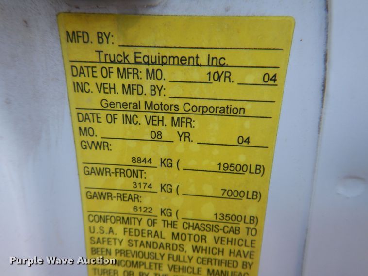 image for item KW9324 2005 Chevrolet C5500  flatbed truck