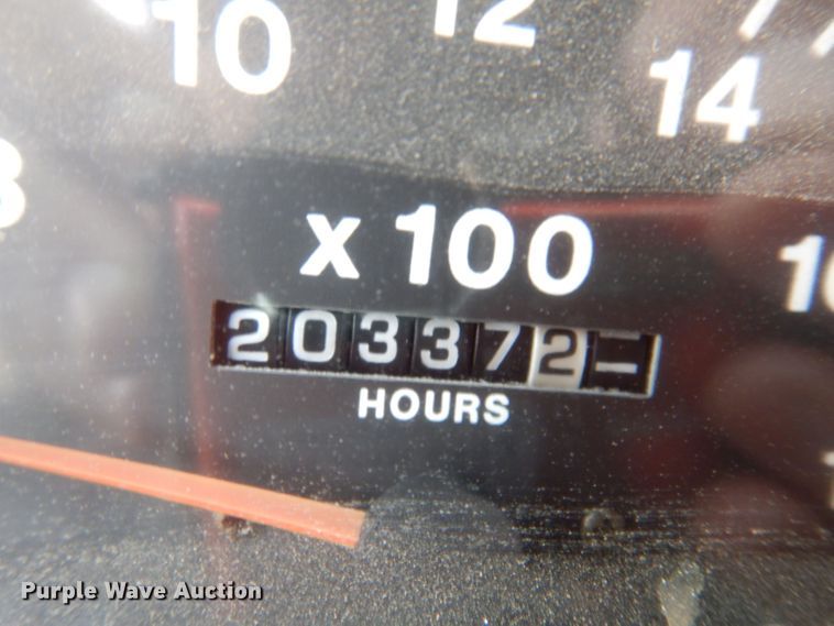 image for item KW9381 2000 Mack CL713  semi truck