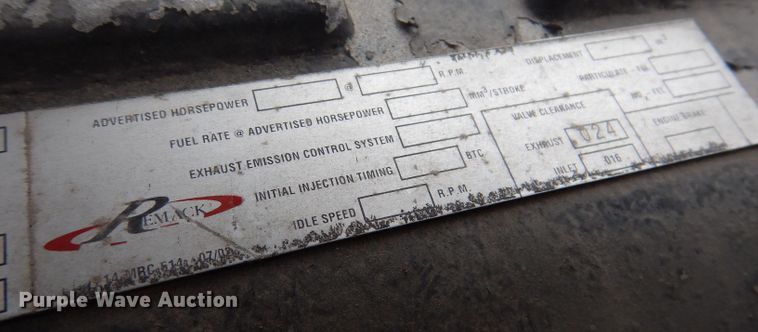 image for item KW9381 2000 Mack CL713  semi truck