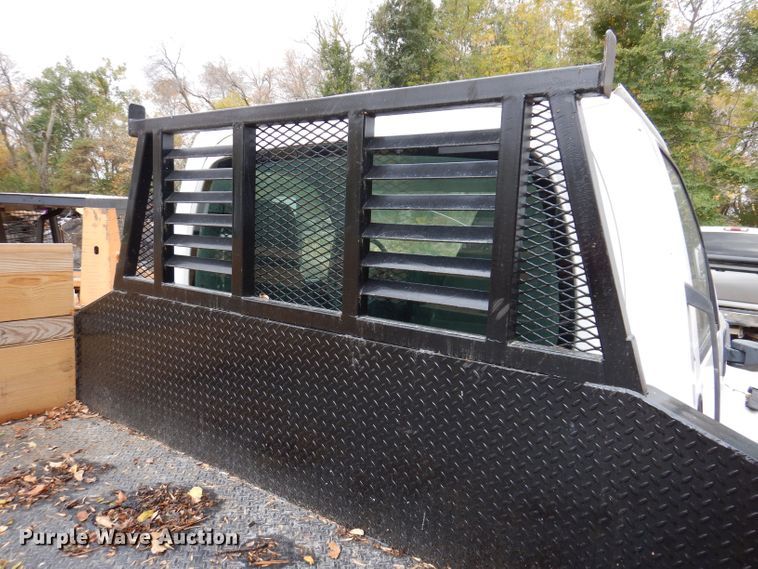 image for item KW9385 2004 Chevrolet C4500  dump flatbed truck