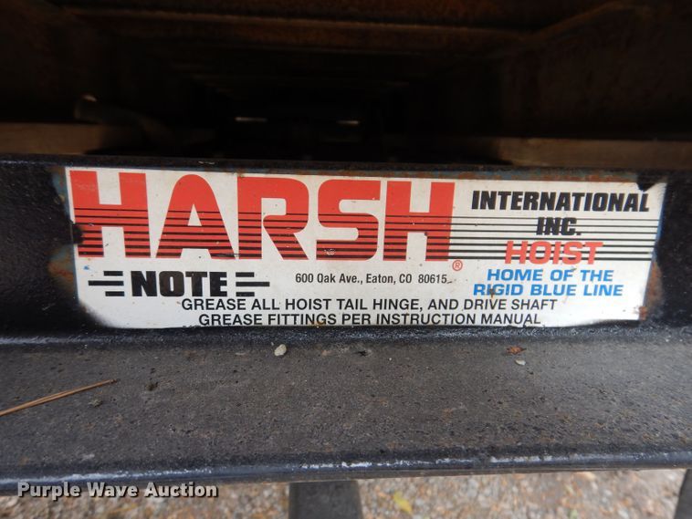 image for item KW9385 2004 Chevrolet C4500  dump flatbed truck