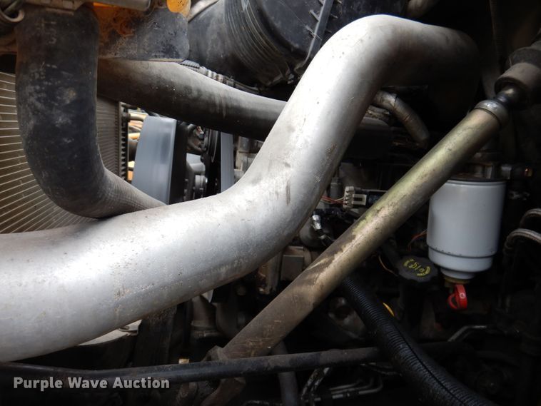 image for item KW9385 2004 Chevrolet C4500  dump flatbed truck