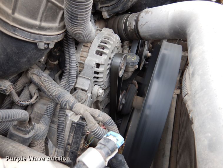 image for item KW9385 2004 Chevrolet C4500  dump flatbed truck