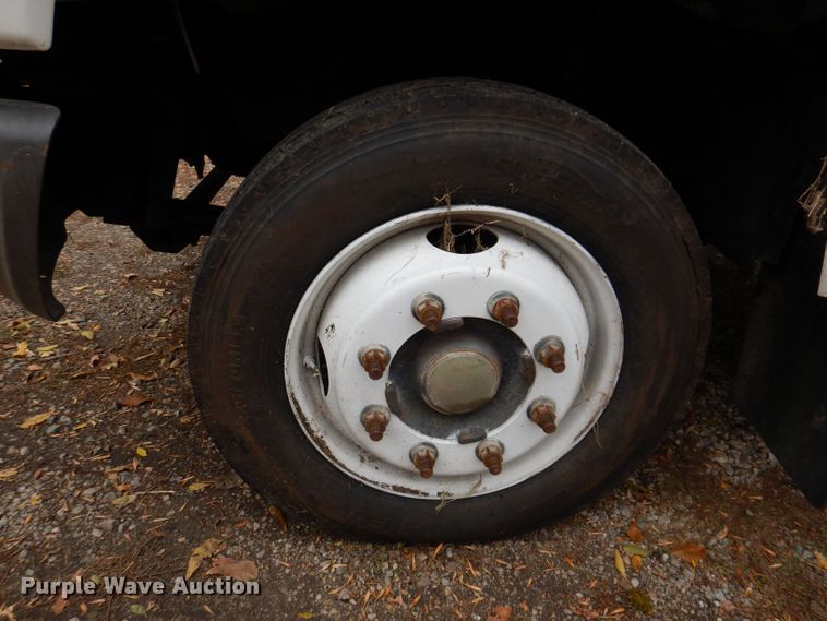 image for item KW9385 2004 Chevrolet C4500  dump flatbed truck