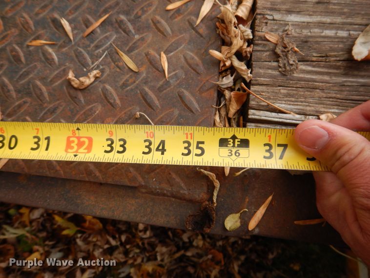 image for item KW9386 1992 Eager Beaver AP10  equipment trailer