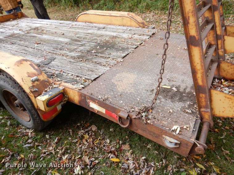 image for item KW9386 1992 Eager Beaver AP10  equipment trailer