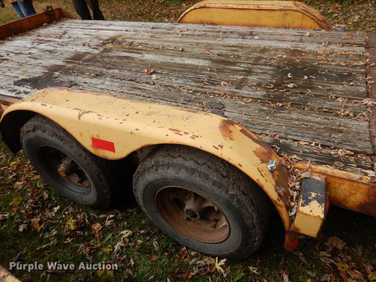 image for item KW9386 1992 Eager Beaver AP10  equipment trailer