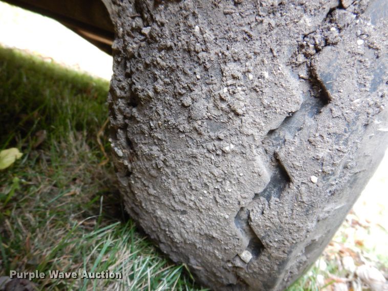 image for item KW9386 1992 Eager Beaver AP10  equipment trailer