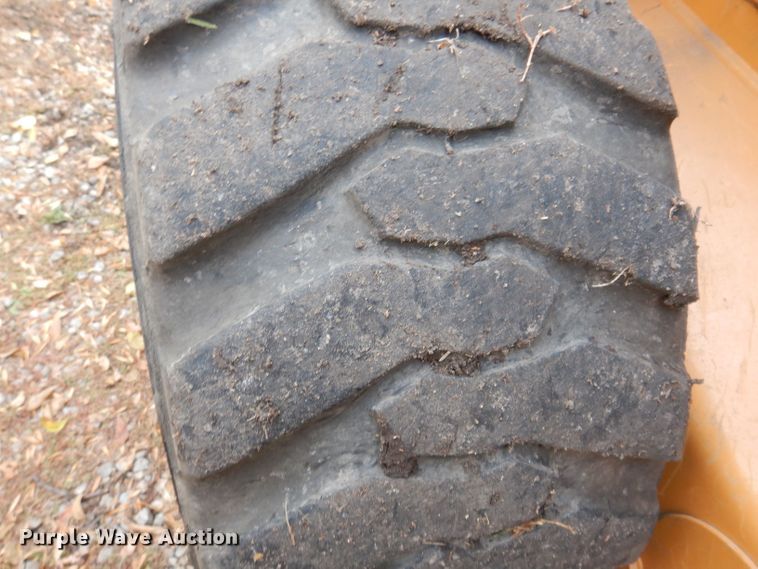 image for item KW9388 2006 Case 445  skid steer loader