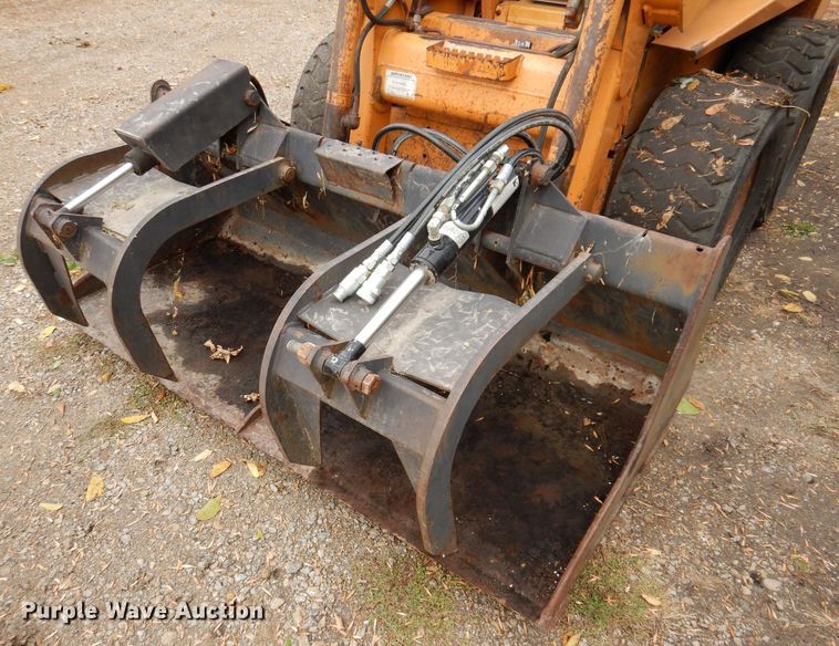 image for item KW9389 Skid steer grapple bucket