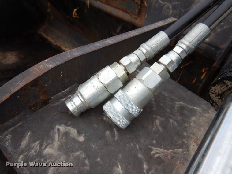 image for item KW9389 Skid steer grapple bucket