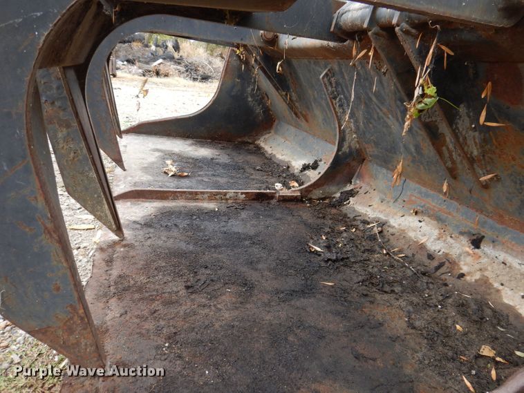 image for item KW9389 Skid steer grapple bucket