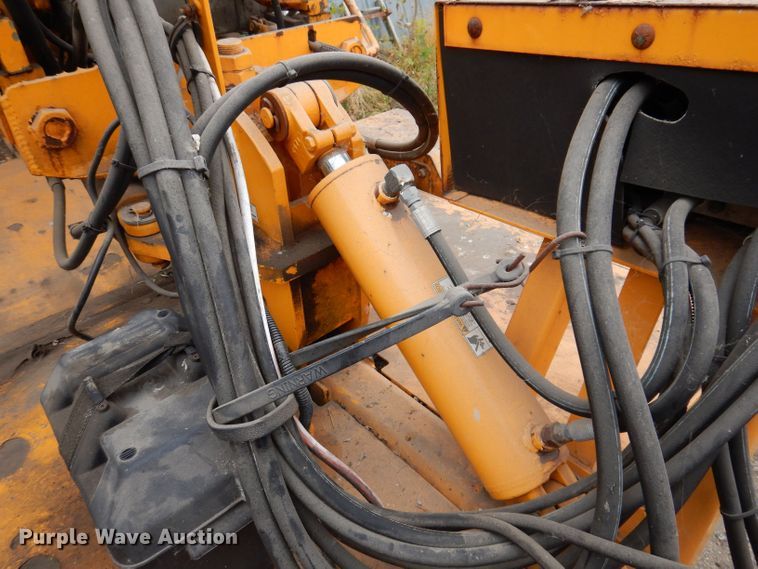 image for item KW9390 1996 Carlton 7200  stump grinder