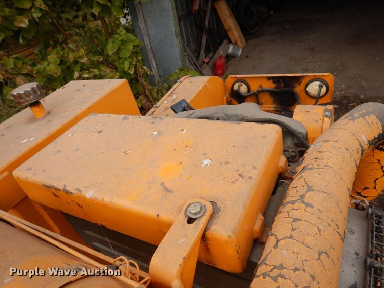 image for item KW9390 1996 Carlton 7200  stump grinder