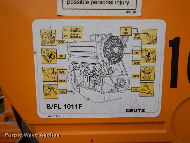 image for item KW9390 1996 Carlton 7200  stump grinder