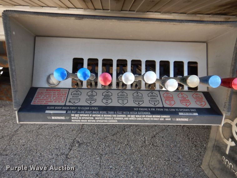 image for item KW9393 2013 Kenworth T370  car carrier truck