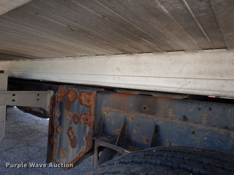 image for item KW9393 2013 Kenworth T370  car carrier truck