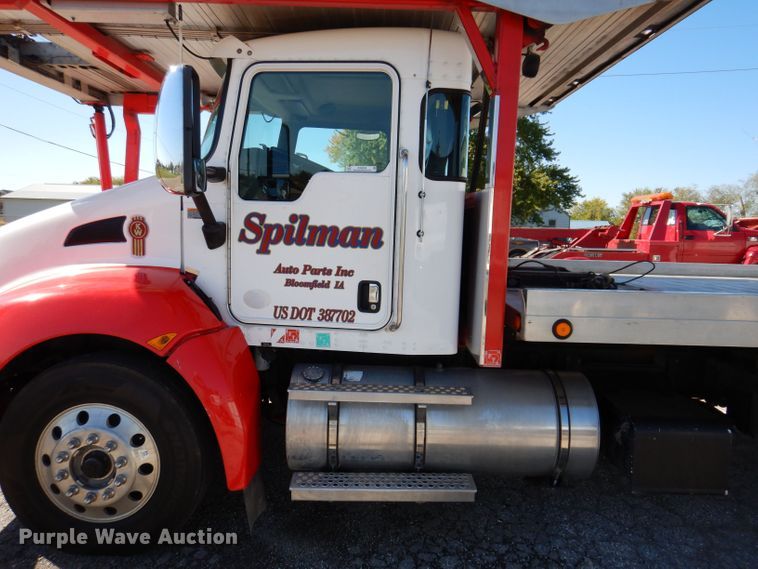 image for item KW9393 2013 Kenworth T370  car carrier truck