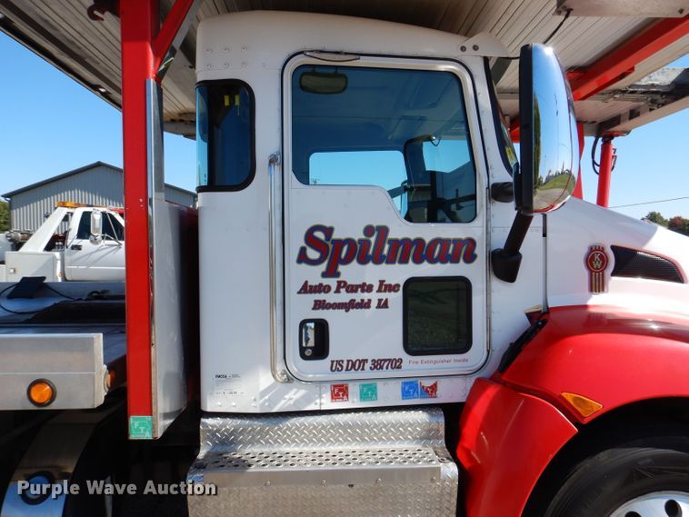 image for item KW9393 2013 Kenworth T370  car carrier truck