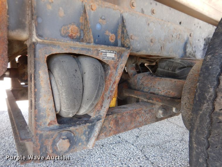 image for item KW9393 2013 Kenworth T370  car carrier truck