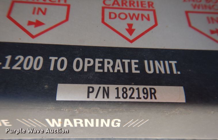 image for item KW9393 2013 Kenworth T370  car carrier truck