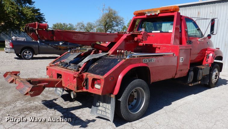 image for item KW9395 2001 Chevrolet C6500  tow truck