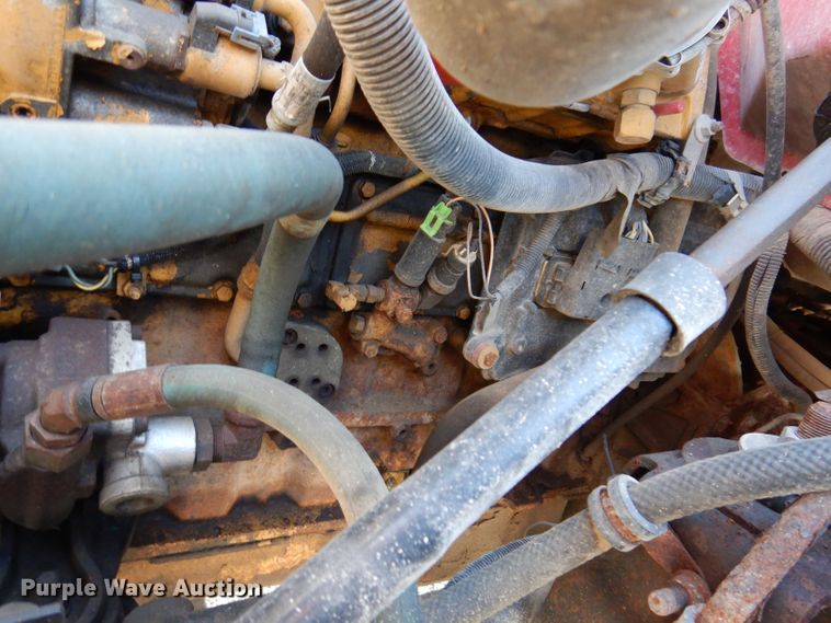 image for item KW9395 2001 Chevrolet C6500  tow truck