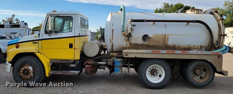 image for item LL9543 1998 Freightliner FL70  vacuum truck
