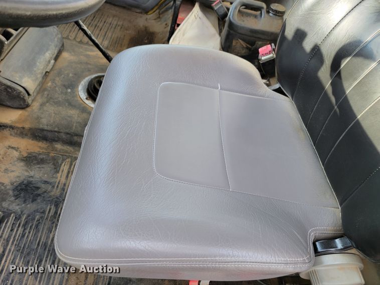 image for item LL9543 1998 Freightliner FL70  vacuum truck