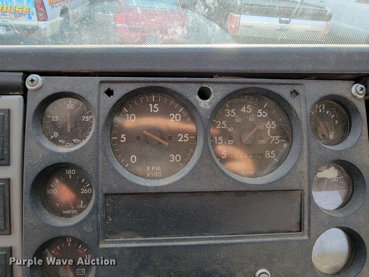 image for item LL9543 1998 Freightliner FL70  vacuum truck