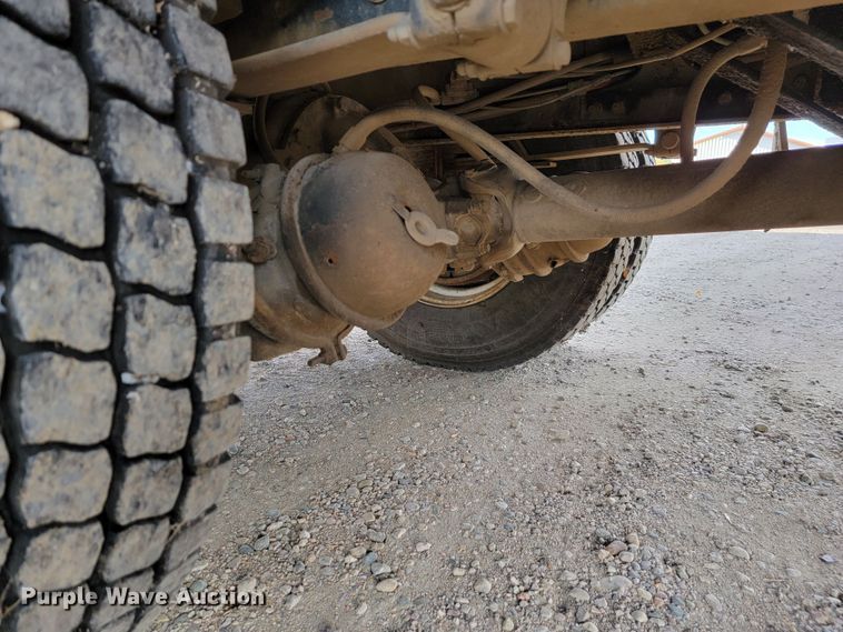 image for item LL9543 1998 Freightliner FL70  vacuum truck