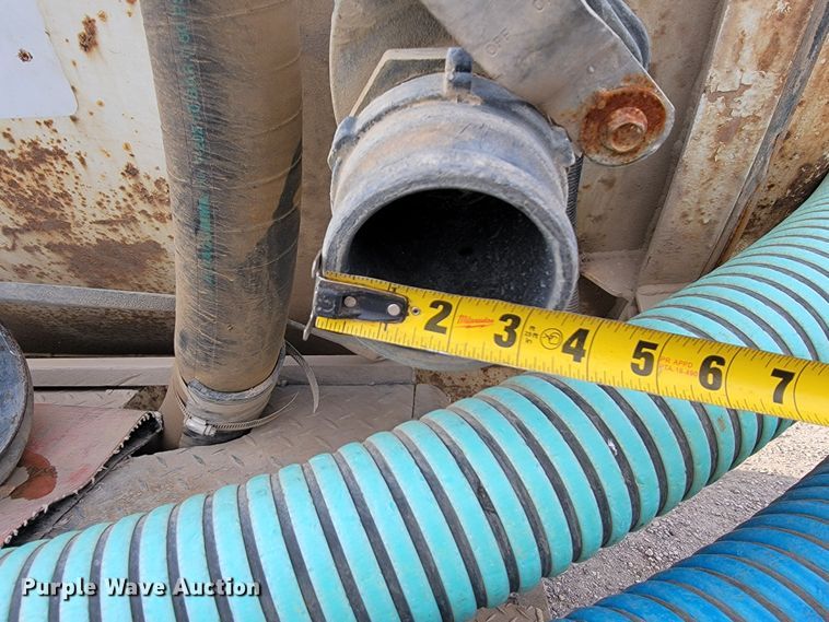 image for item LL9543 1998 Freightliner FL70  vacuum truck