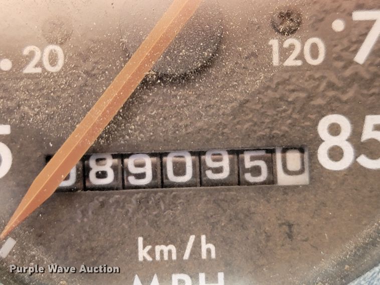 image for item LL9544 1995 Freightliner FL70  vacuum truck