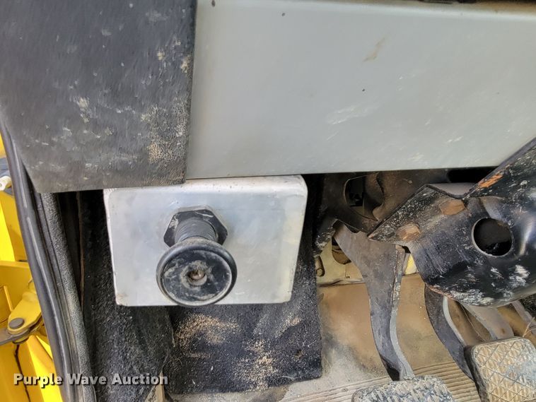 image for item LL9544 1995 Freightliner FL70  vacuum truck