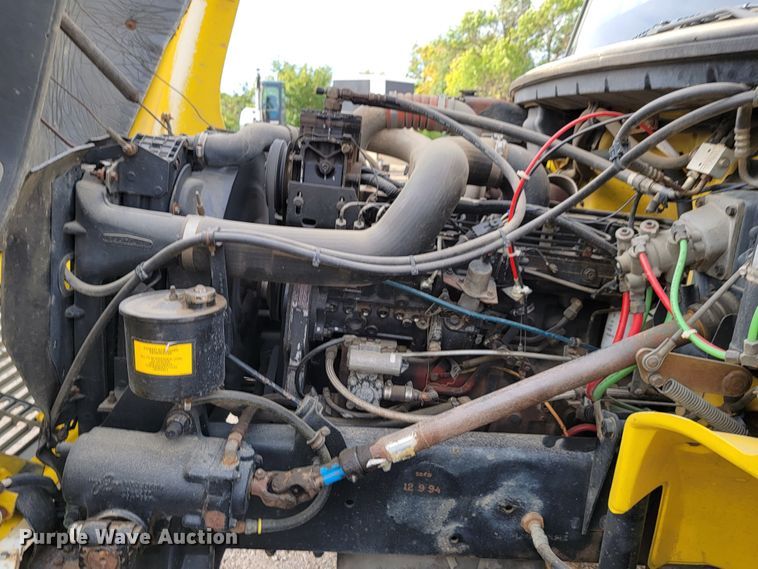 image for item LL9544 1995 Freightliner FL70  vacuum truck